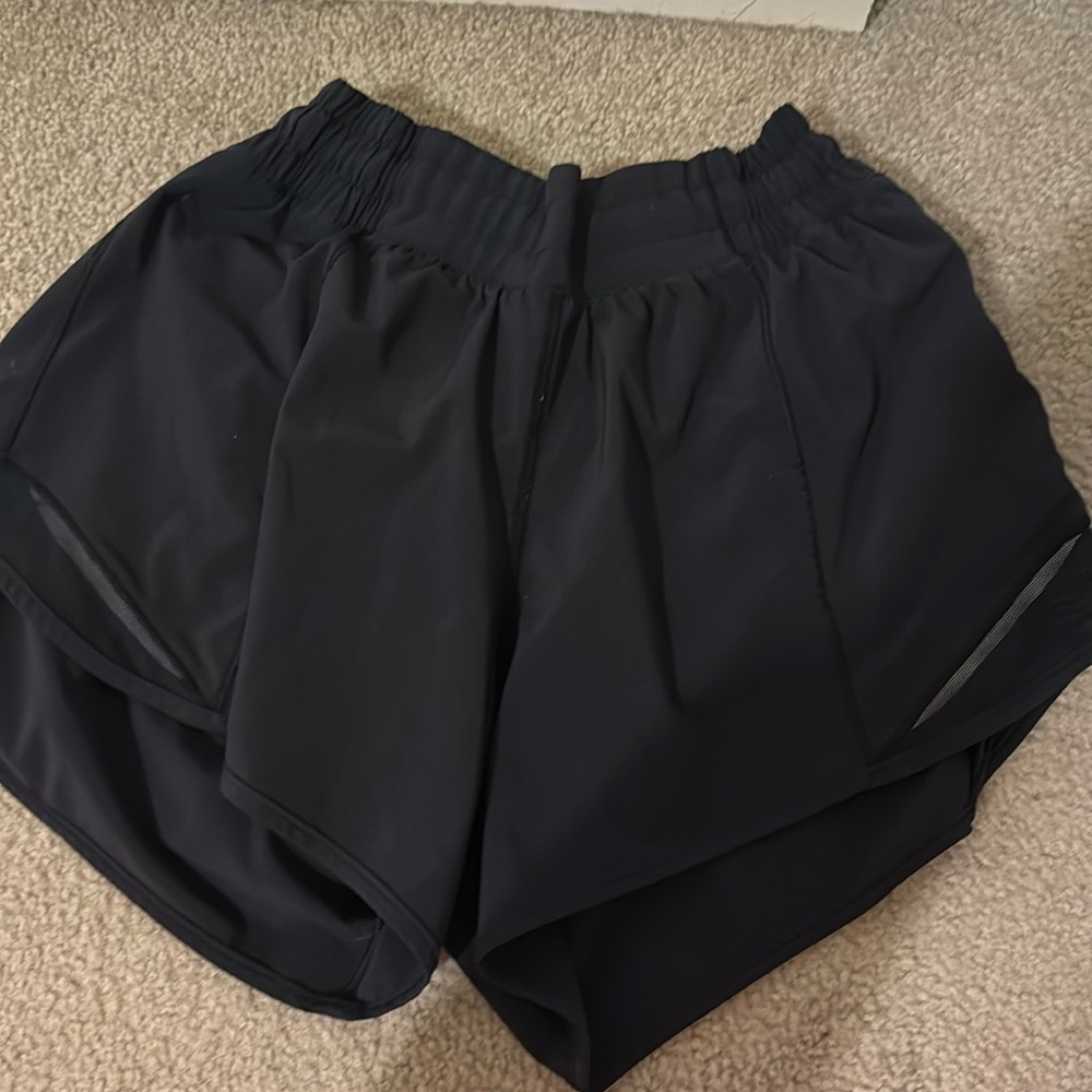 Black Lulu hotty hot shorts